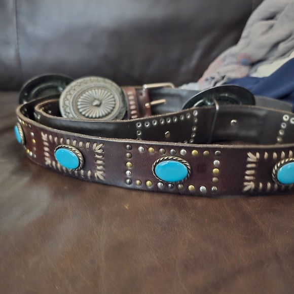 Johnny Was Turquoise/Leather Concho Belt Made in Italy M/L with 3 conches to put - Picture 3 of 13